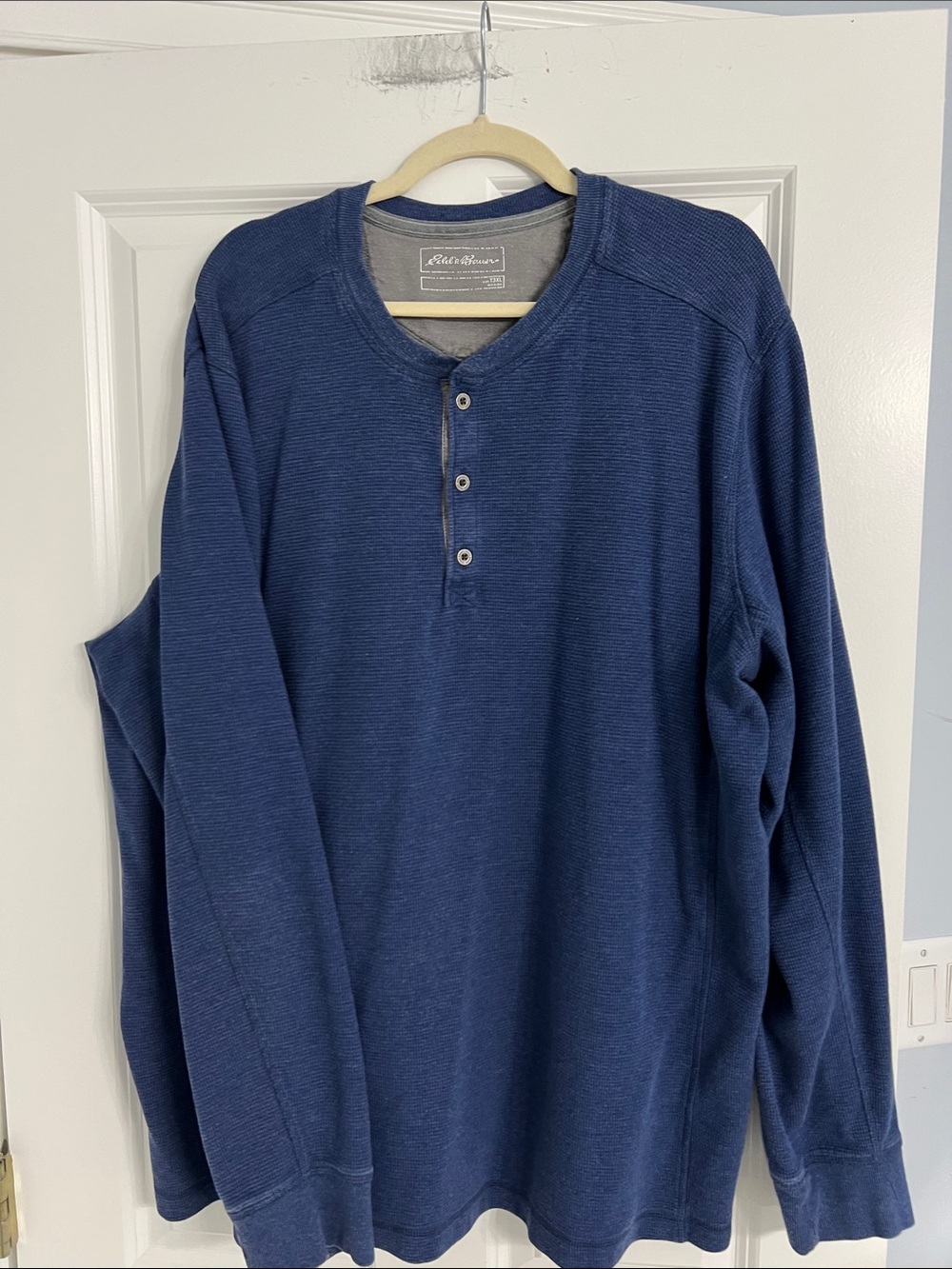 Eddie Bauer Men's Dark Blue Long-Sleeve Henley
